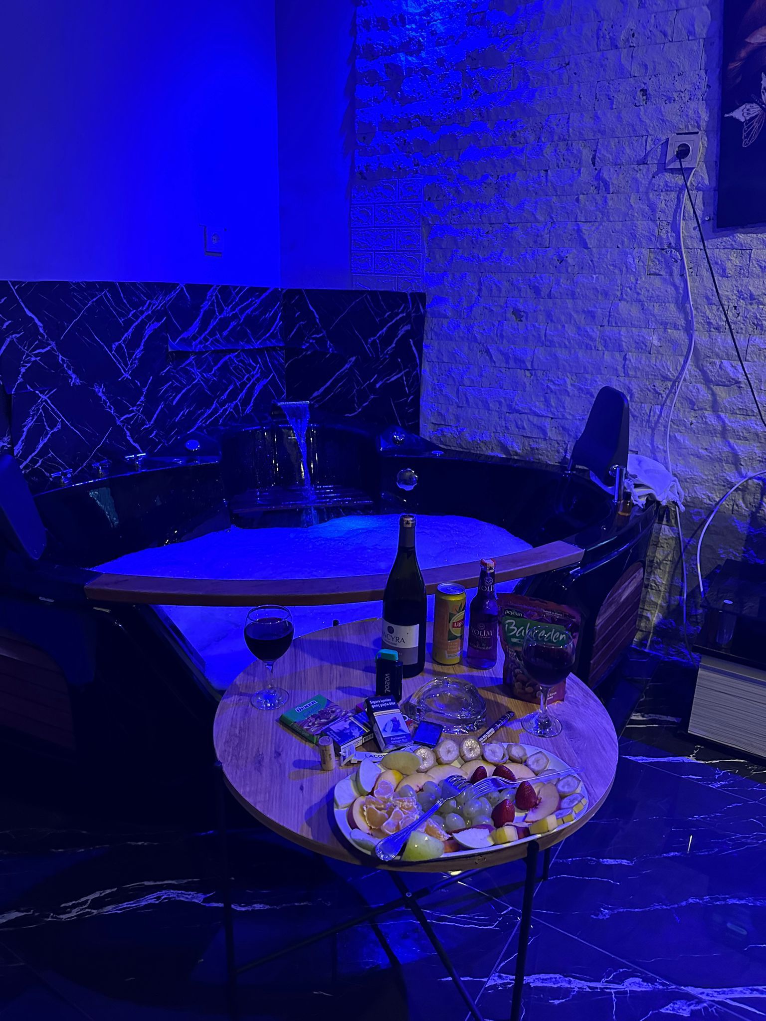 1+1 Jakuzili Süit İç